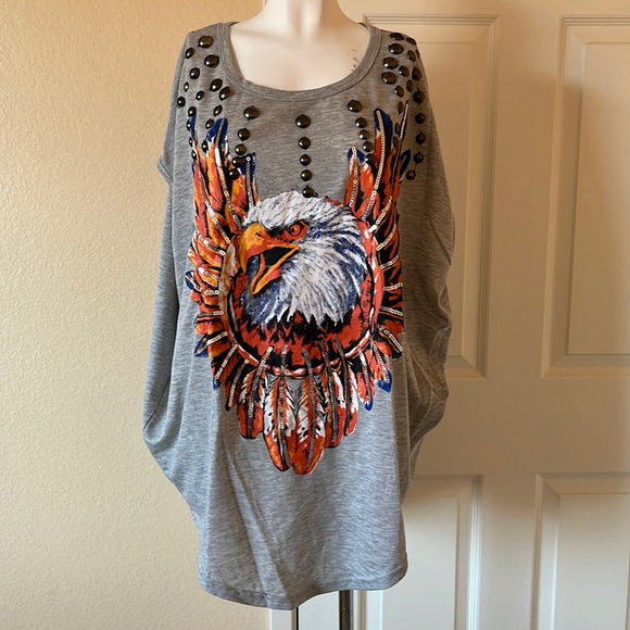 Joy Fashion eagle print studs and sequins gray oversize tee Medium - Picture 1 of 9